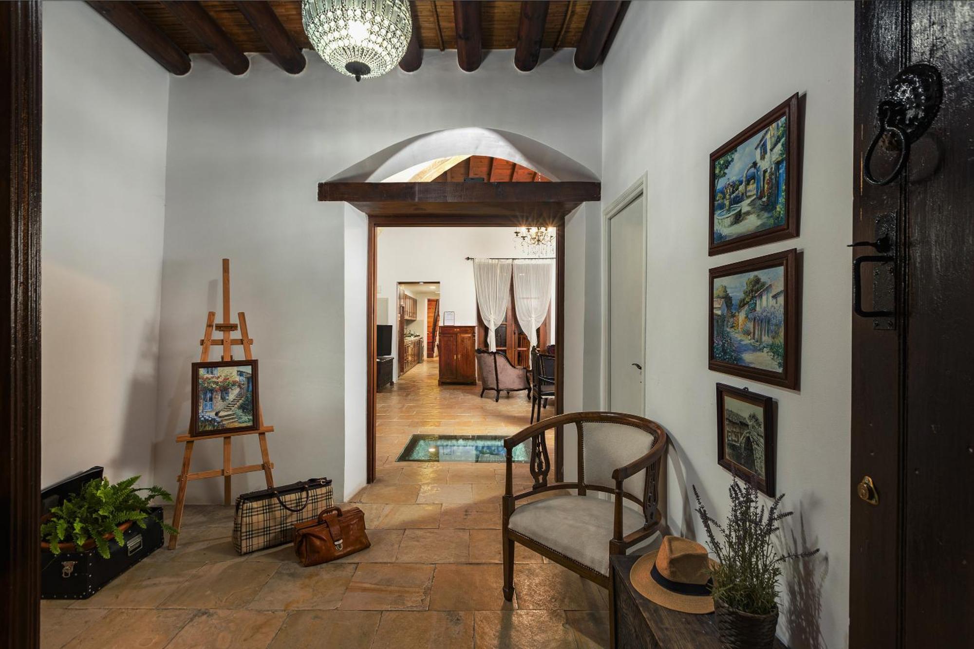Oinoessa Traditional Boutique Guest Houses Лофу Екстериор снимка