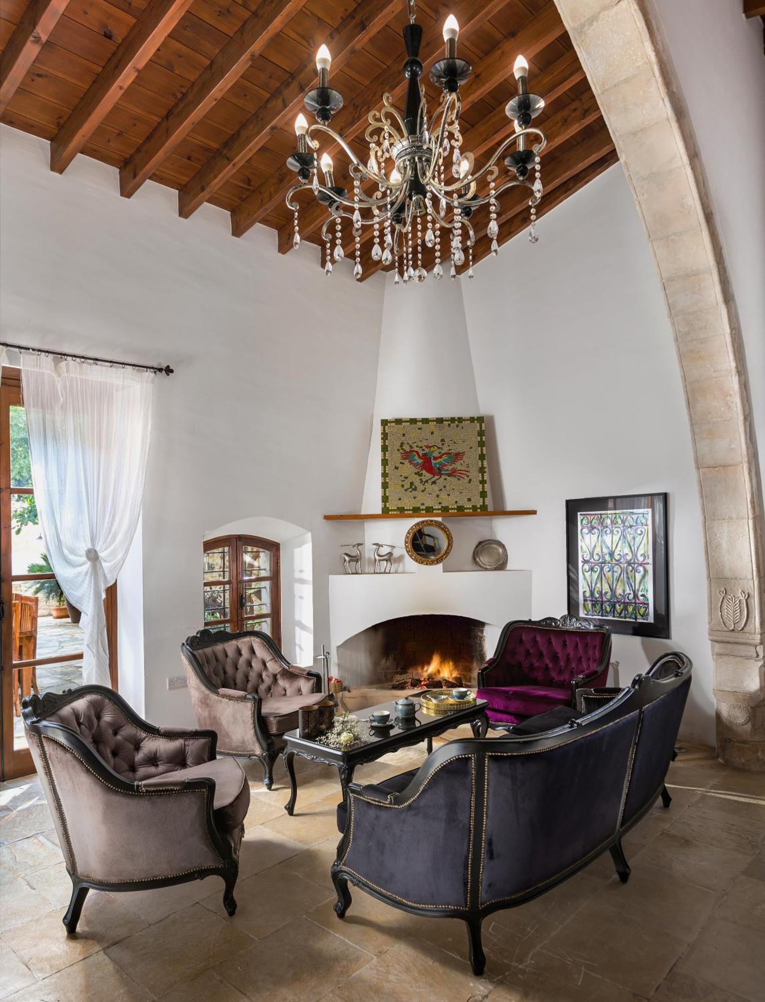 Oinoessa Traditional Boutique Guest Houses Лофу Екстериор снимка
